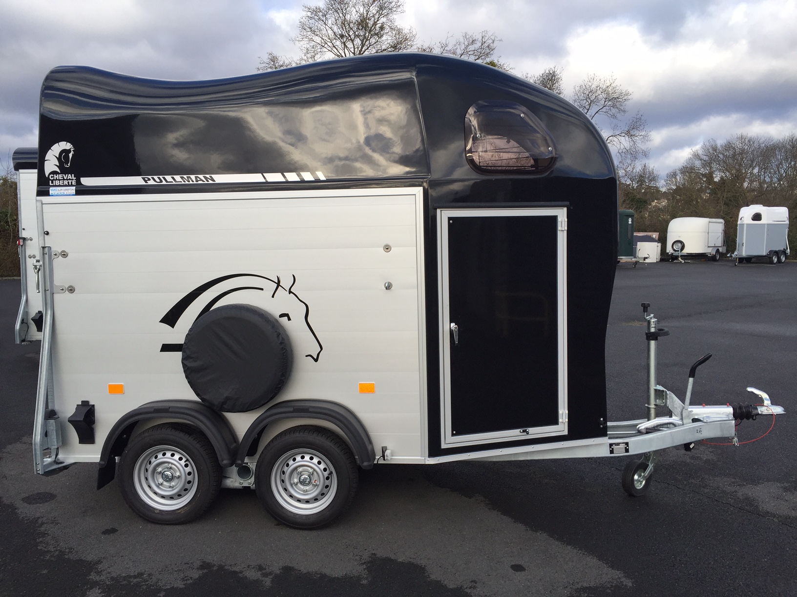 vans 2 chevaux