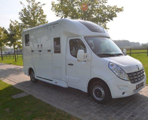 camion chevaux stx